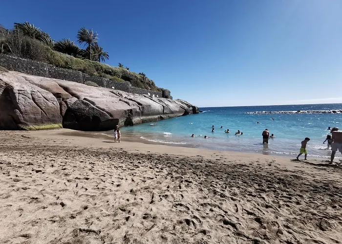 Home2book Dream Blue Coast Sun Fanabe 公寓